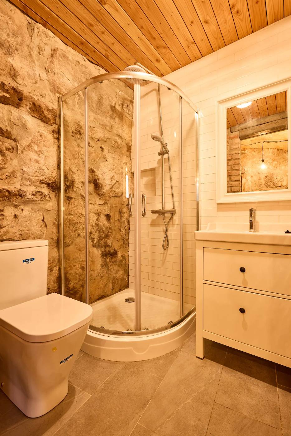 Modernes Bad mit Dusche – Ferienwohnung Sulzbach an der Murr